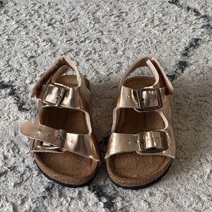 Lucky Brand Kids Metallic Sandals